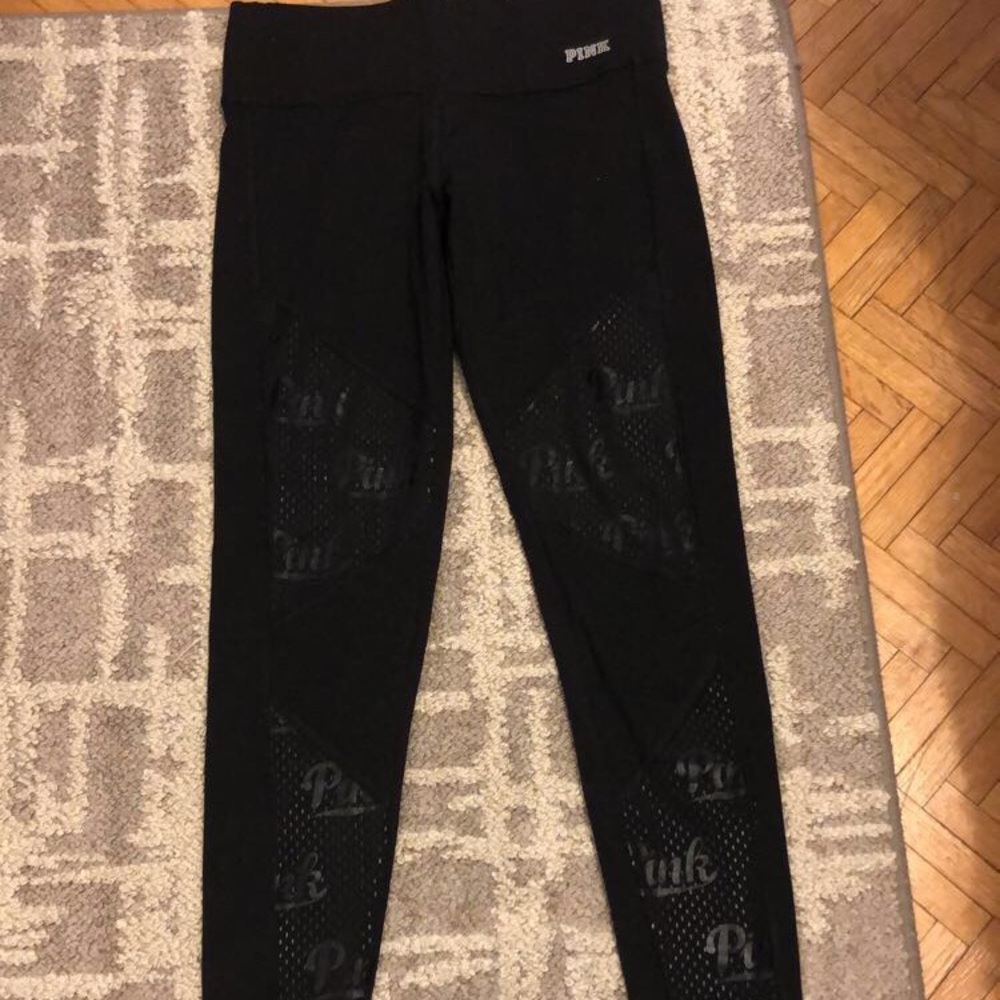 PINK YOGA LEGGINGS SIZE XS